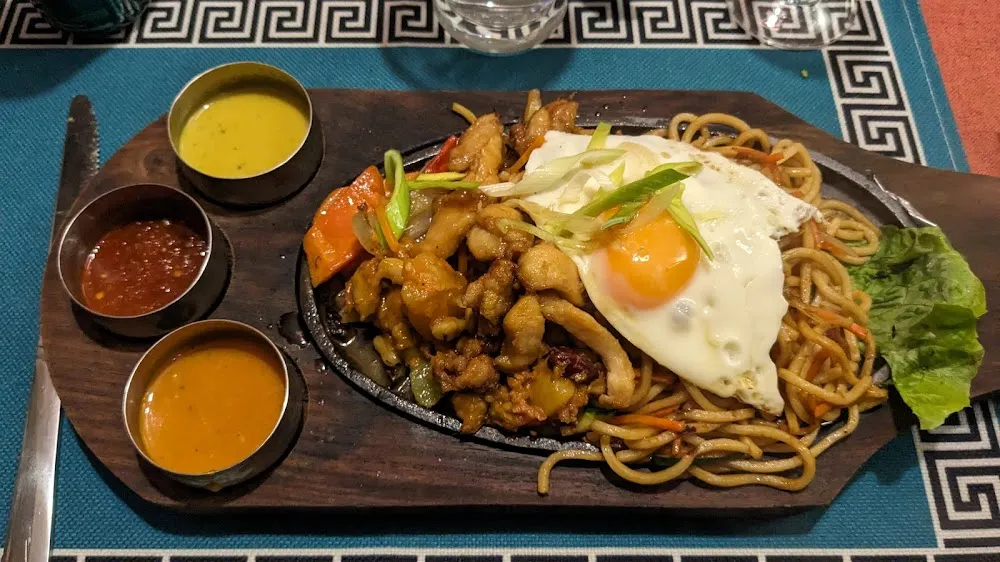 Sizzler Poulet Nouilles Sautées